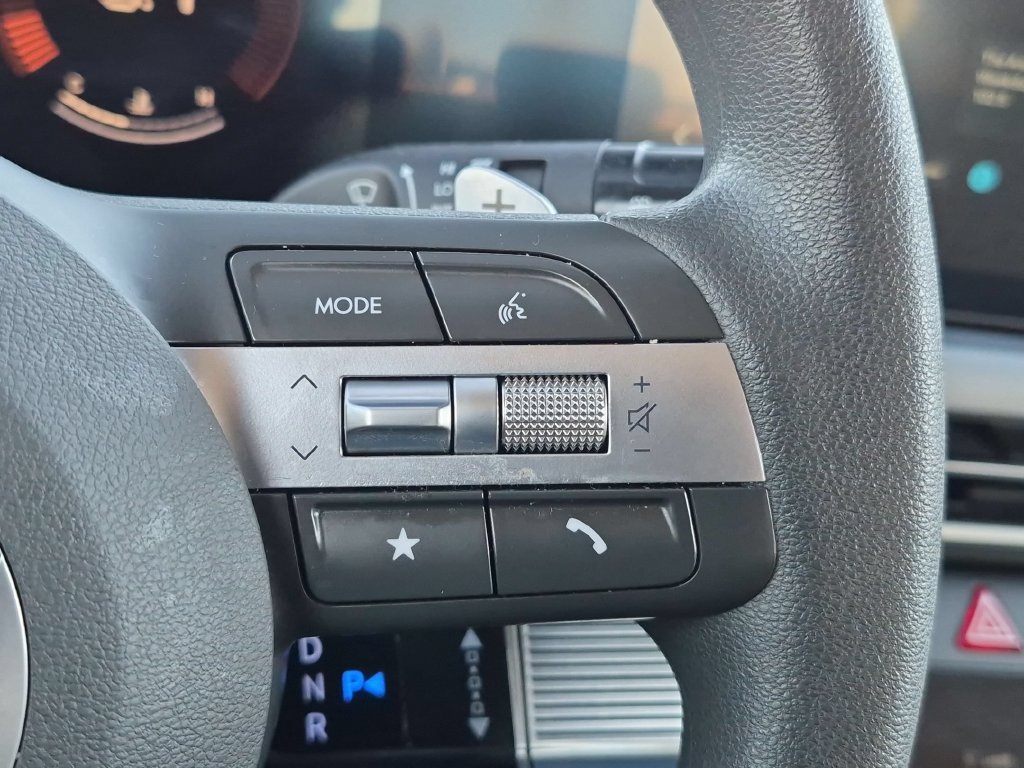 Used 2025 Hyundai Sonata SEL FWD image 22