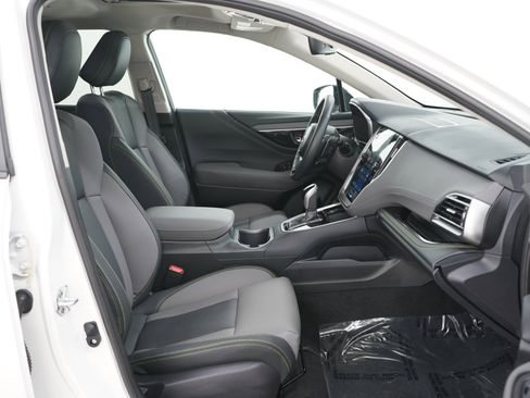 Used 2024 Subaru Outback Onyx Edition AWD/4WD image 11