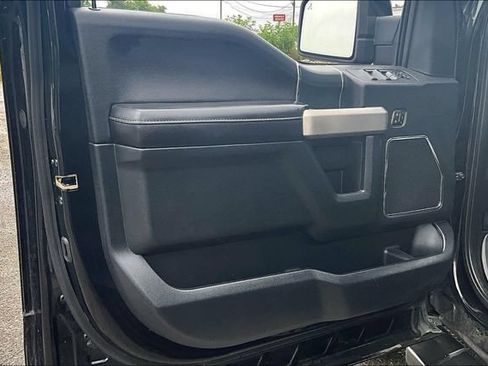 Used 2020 Ford F150 Lariat w/ Equipment Group 502A Luxury AWD/4WD image 18