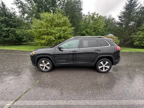 Used 2021 Jeep Cherokee Limited AWD/4WD image 6