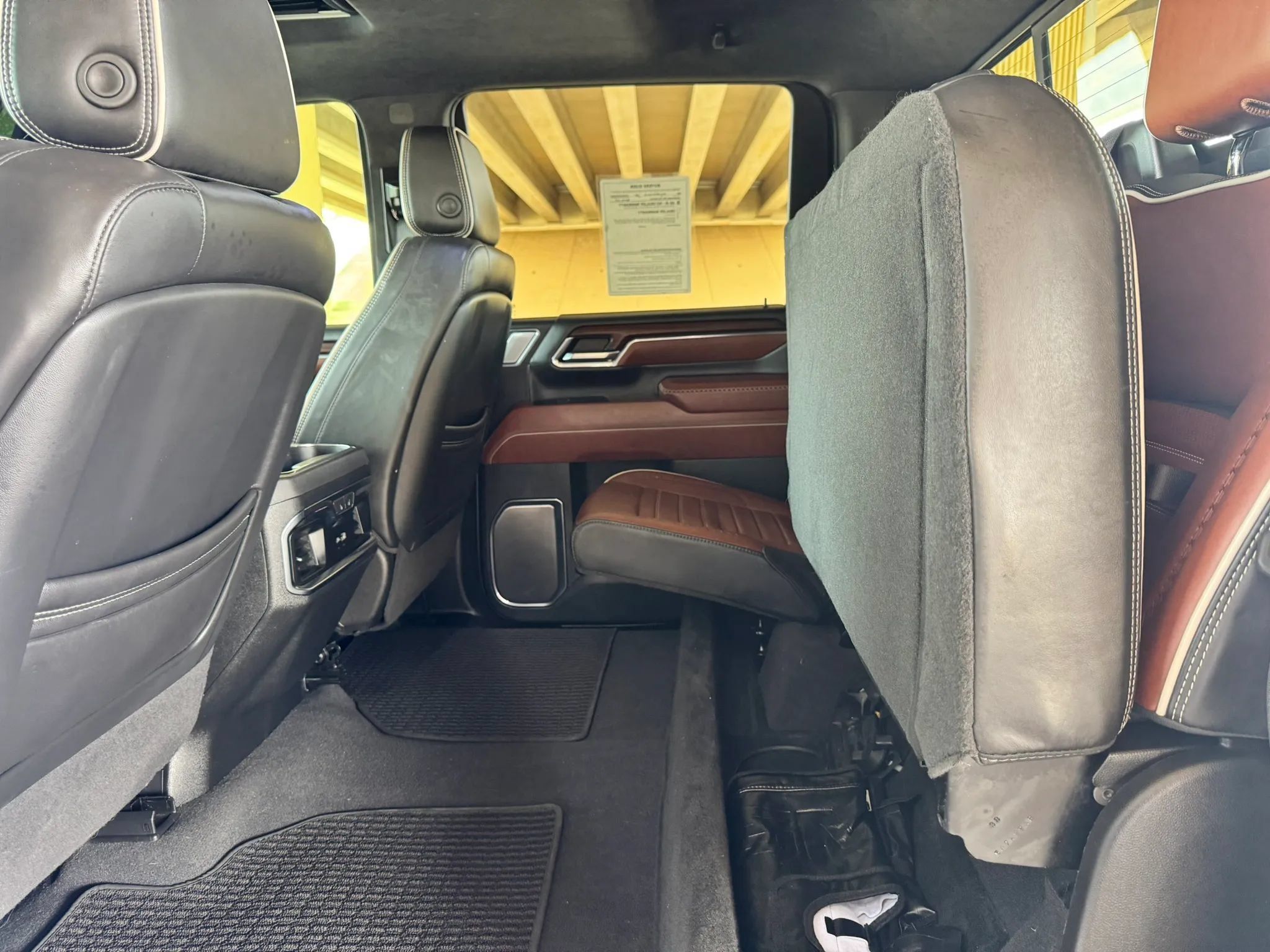 Used 2024 GMC Sierra 3500 Denali Ultimate AWD/4WD image 22