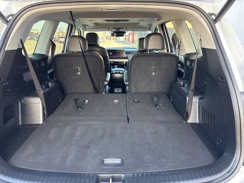 Certified 2025 Kia Telluride EX w/ EX Captain's Chair Package image 44
