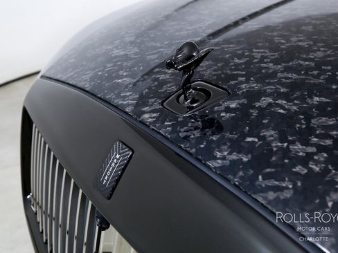 Used 2025 Rolls-Royce Spectre Black Badge image 41