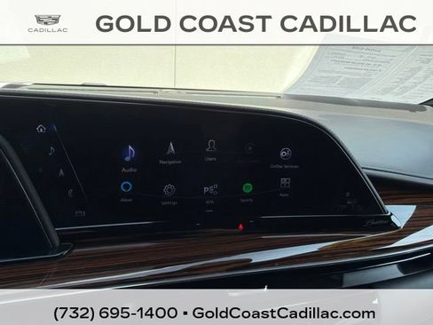 Used 2023 Cadillac Escalade ESV Premium Luxury AWD/4WD image 27