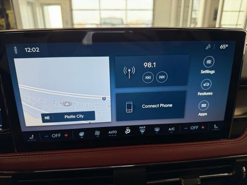 Used 2023 Lincoln Corsair Reserve w/ Equipment Group 201A image 14