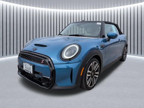Used 2023 MINI Cooper S w/ Signature Upholstery Package FWD image 18