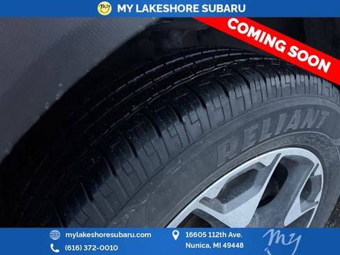 Used 2018 Subaru Crosstrek 2.0i Premium w/ Moonroof Package image 11