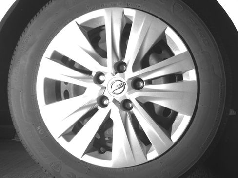 Used 2025 Nissan Sentra S FWD image 15