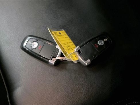 Used 2020 Ford F150 Lariat w/ FX4 Off-Road Package image 13