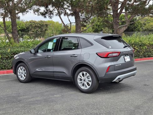 Used 2025 Ford Escape Active w/ Tech Pack #1 image 6