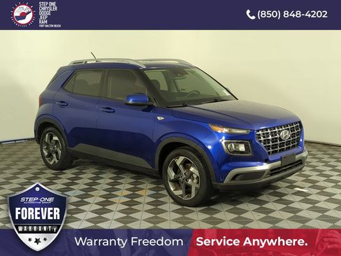 Used 2023 Hyundai Venue SEL FWD image 8