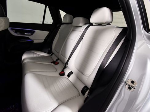 New 2026 Mercedes-Benz GLC 300 image 5