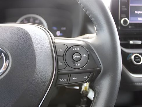 Used 2022 Toyota Corolla SE image 15