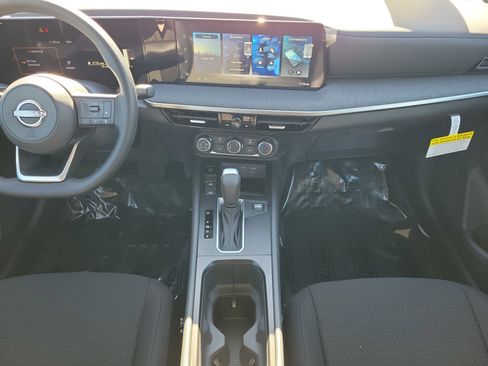 New 2026 Nissan Kicks S image 15