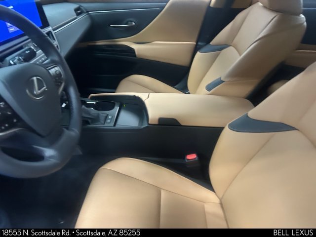 Used 2025 Lexus ES 300h w/ Premium Package FWD image 18
