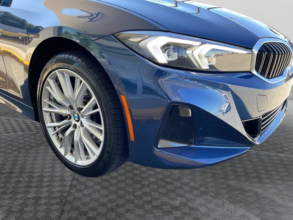 Used 2024 BMW 330i xDrive Sedan w/ Premium Package AWD/4WD image 24