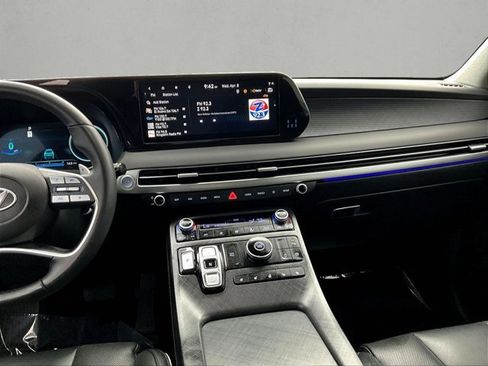 Used 2024 Hyundai Palisade Limited image 8