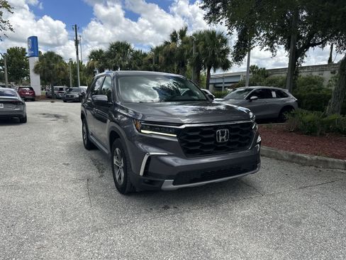 Used 2024 Honda Pilot EX-L image 8