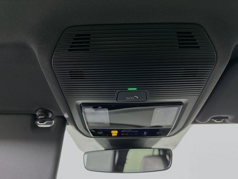 Used 2023 Volkswagen ID.4 Pro RWD image 18