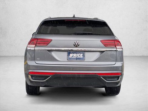Used 2021 Volkswagen Atlas Cross Sport SE image 7