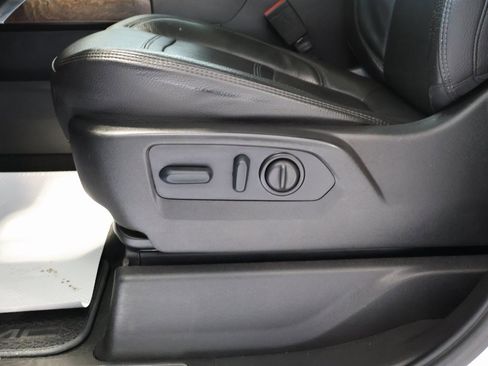 Certified 2023 GMC Sierra 3500 Denali w/ Denali Ultimate Package image 15