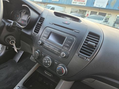 Used 2014 Kia Forte LX FWD image 37