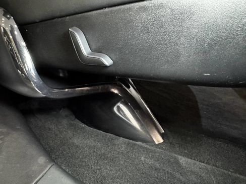 Used 2022 Tesla Model X Plaid AWD/4WD image 19