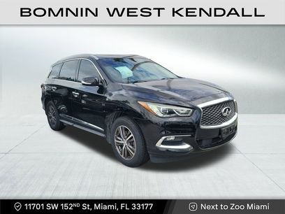 Used 2019 INFINITI QX60 Luxe w/ Essential Package