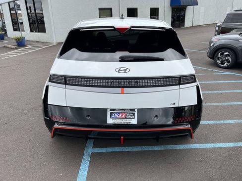Used 2025 Hyundai Ioniq 5 N AWD/4WD image 4