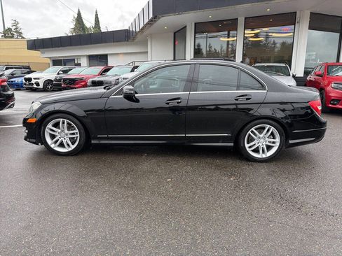 Used 2013 Mercedes-Benz C 250 Sedan image 2