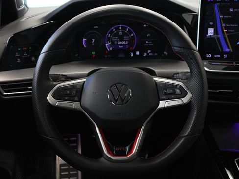 Used 2025 Volkswagen GTI SE FWD image 22