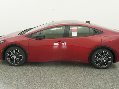 New 2026 Toyota Prius XLE image 9