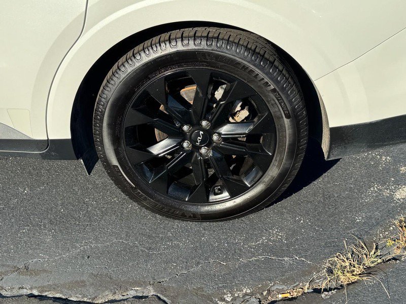 Used 2022 Kia Carnival SX Prestige FWD image 7