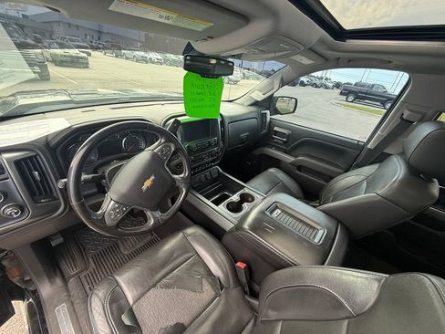 Used 2018 Chevrolet Silverado 1500 LTZ Z71 w/ LTZ Plus Package AWD/4WD image 6