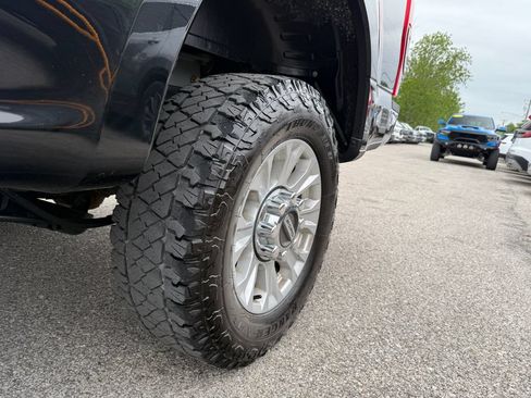 Used 2022 Ford F250 XLT AWD/4WD image 16
