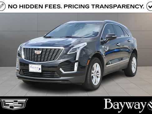 Certified 2025 Cadillac XT5 Luxury FWD image 1