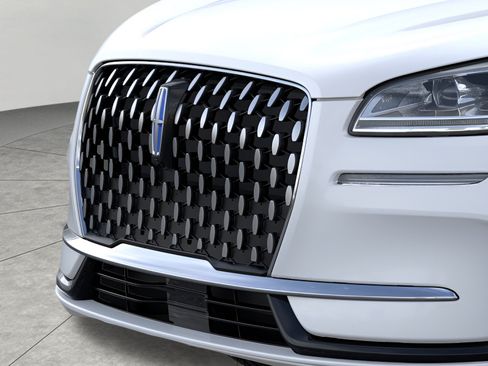 Used 2025 Lincoln Corsair Grand Touring AWD/4WD image 18