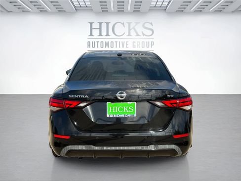 Used 2020 Nissan Sentra SV image 6