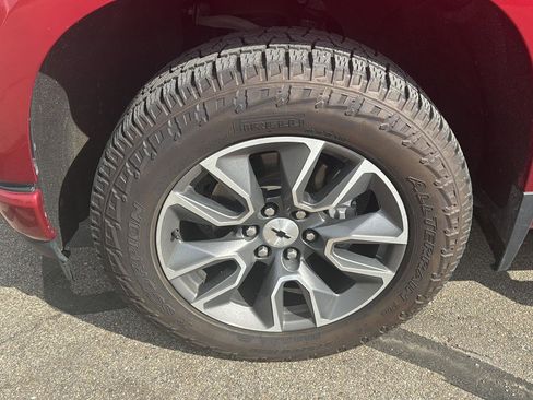 Used 2021 Chevrolet Silverado 1500 RST AWD/4WD image 9