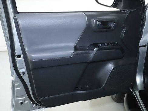 Used 2023 Toyota Tacoma SR AWD/4WD image 15