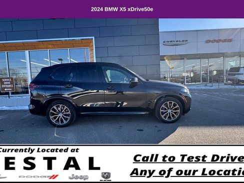 Used 2024 BMW X5 xDrive50e w/ M Sport Package image 39