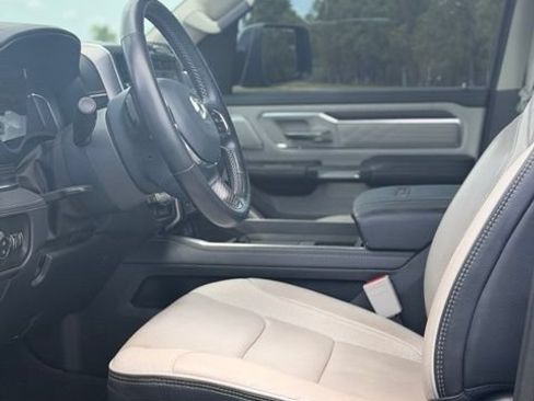 Used 2024 RAM 1500 Limited AWD/4WD image 12