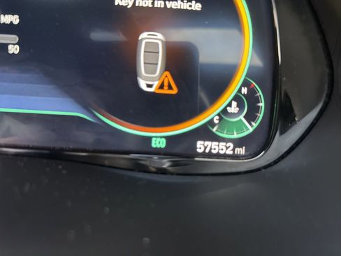 Used 2021 Hyundai Palisade Calligraphy w/ Winter Package image 5