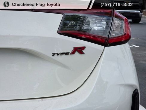 Used 2024 Honda Civic Type R image 7