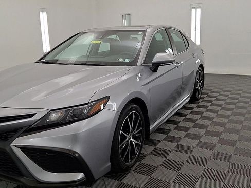 Certified 2021 Toyota Camry SE w/ Cold Weather Package image 8