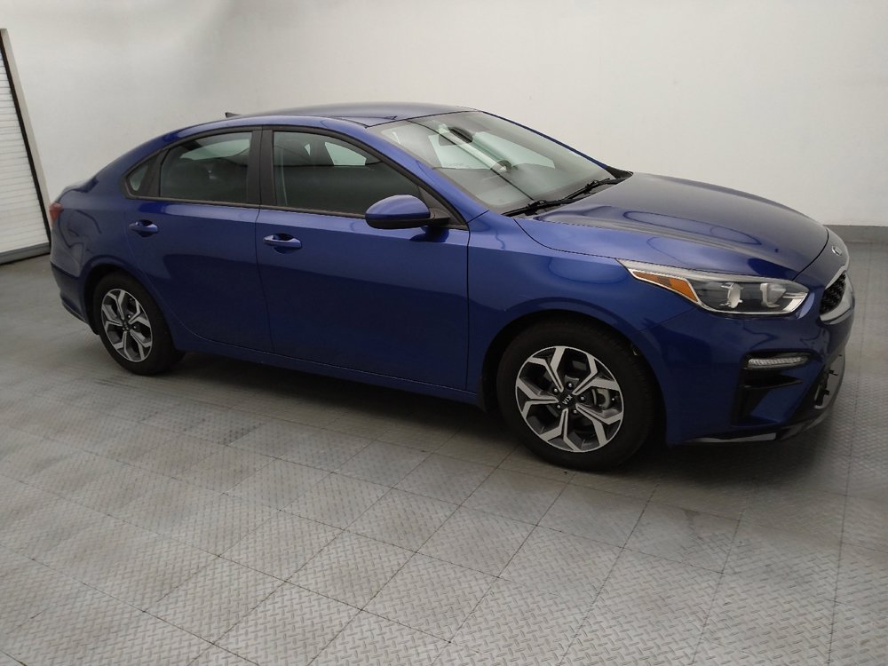 Used 2020 Kia Forte LXS FWD image 11