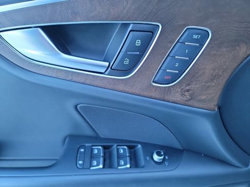 Used 2013 Audi S7 Prestige w/ Innovation Pkg image 11