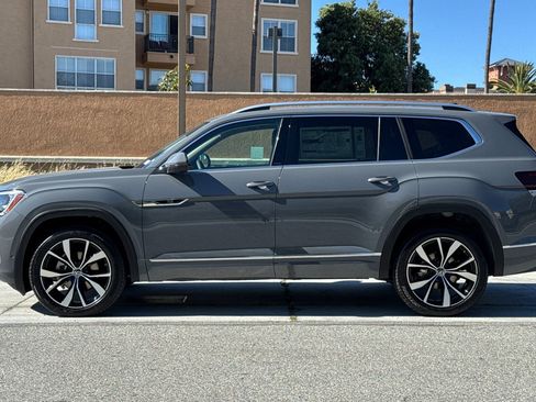New 2026 Volkswagen Atlas SEL Premium R-Line AWD/4WD image 7