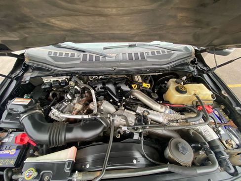 Used 2017 Ford F350 XLT w/ XLT Value Package AWD/4WD image 39