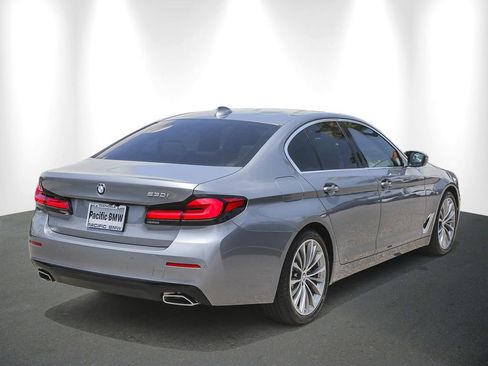 Certified 2023 BMW 530i w/ Convenience Package RWD image 6